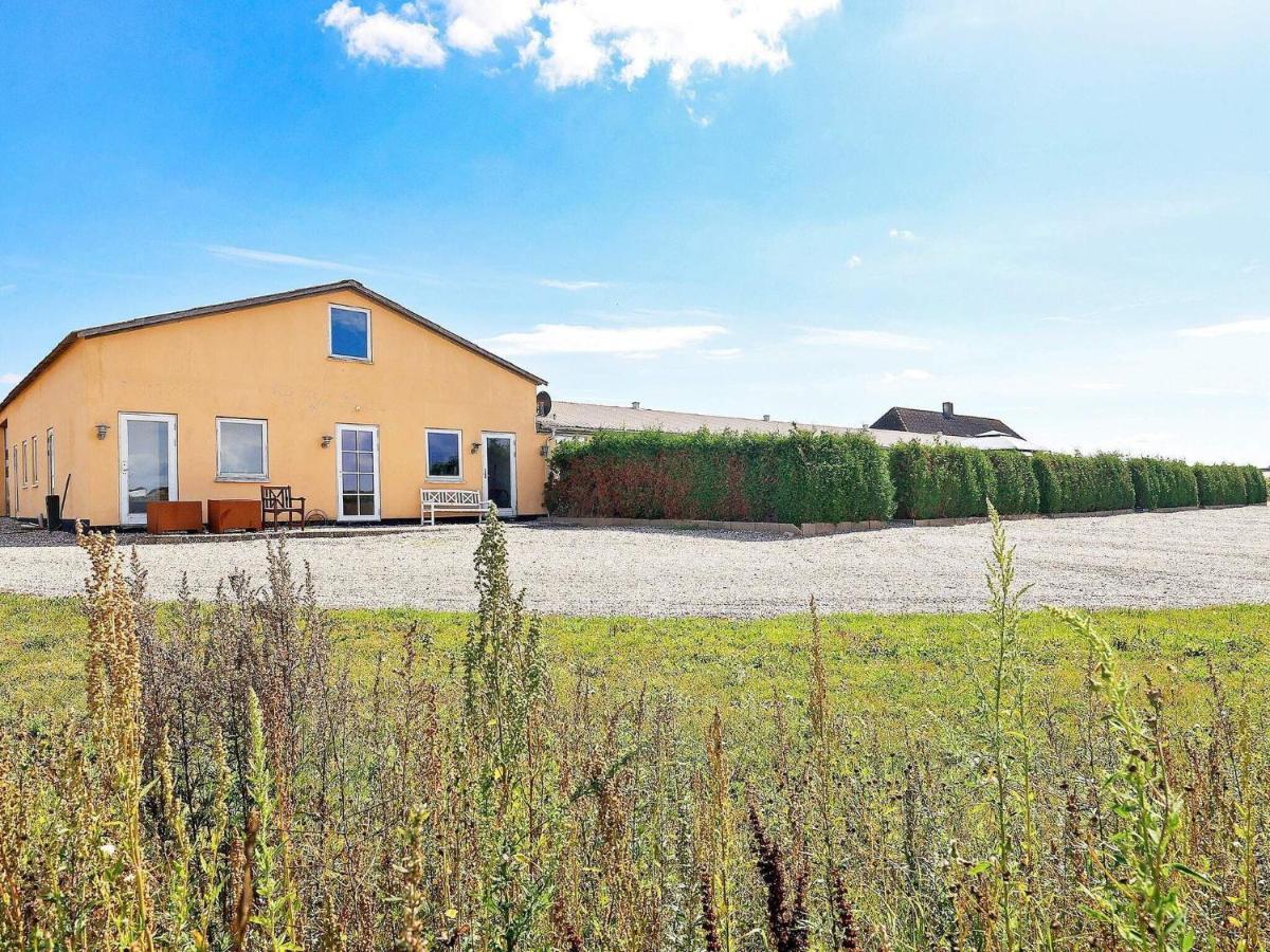 6 Person Holiday Home In Фоборг Экстерьер фото